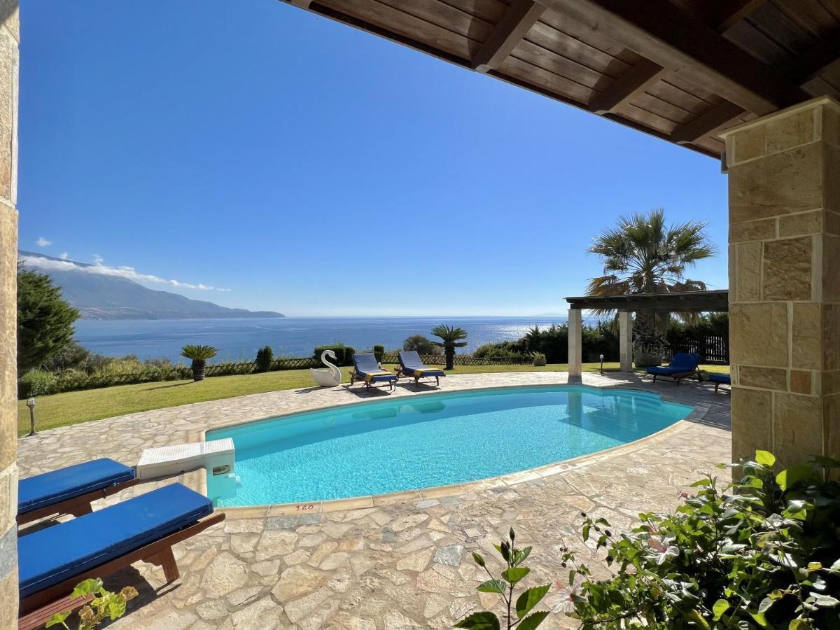 Dionysos, Spartia, Kefalonia